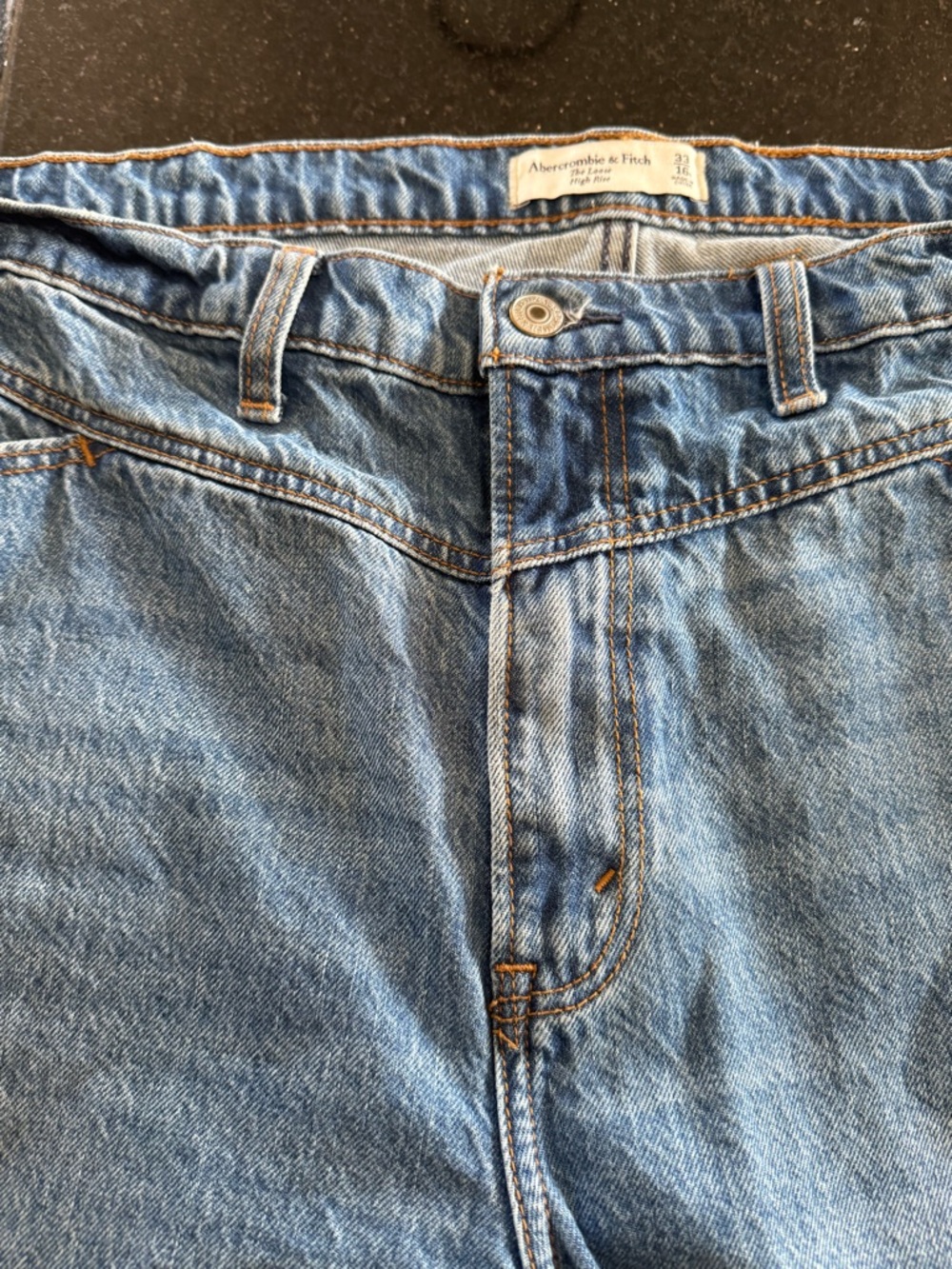 2 pairs A&F women’s jeans in size 33 - Picture 8 of 13